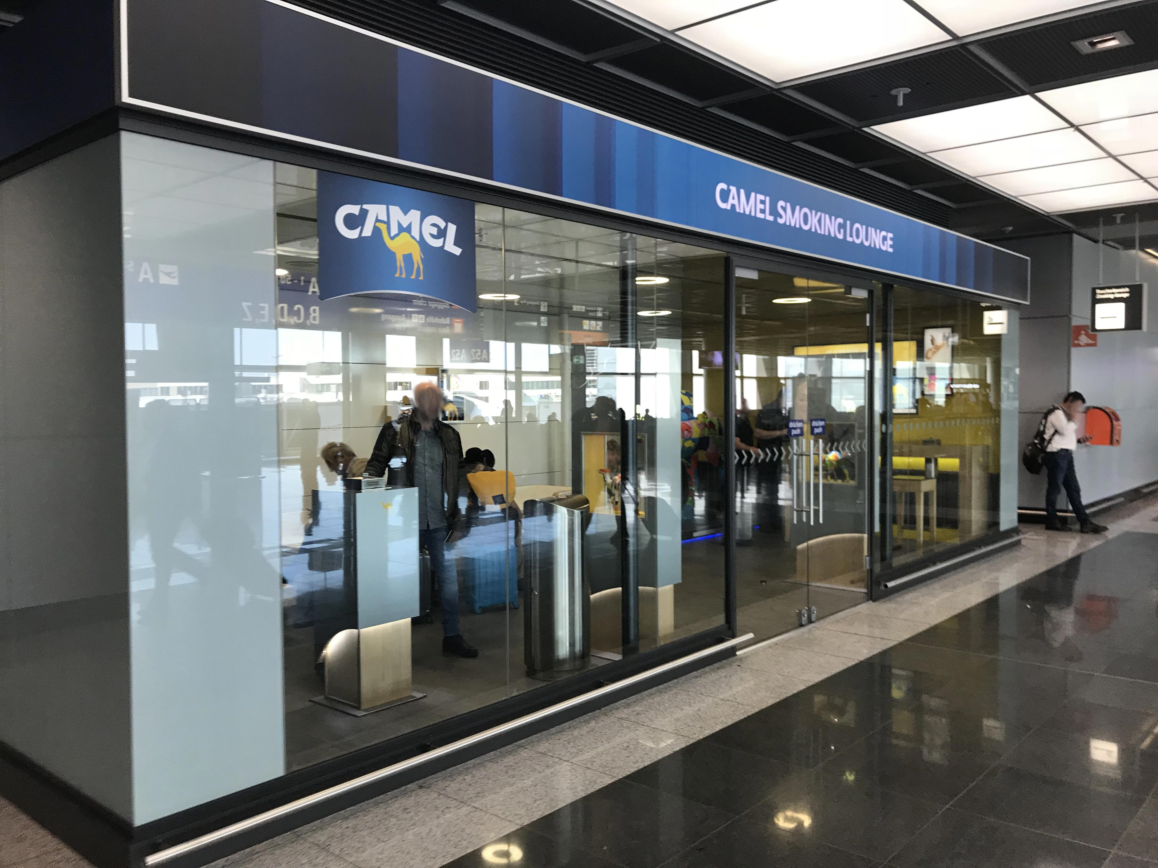 Smoking at Frankfurt International Airport (FRA)